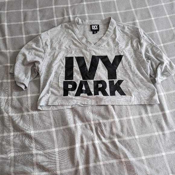 Ivy Park x UK Topshop Grey V Neck Logo Crop Top - Picture 4 of 4